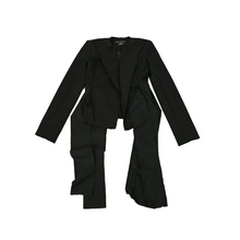  Cropped deconstructed blazer