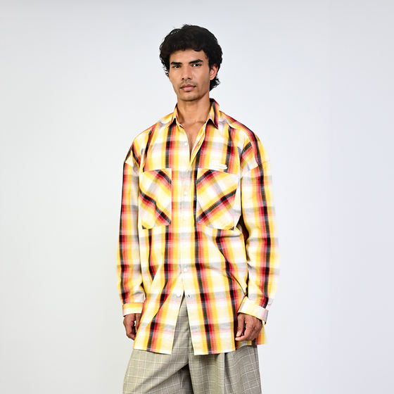 Check-patterend shirt