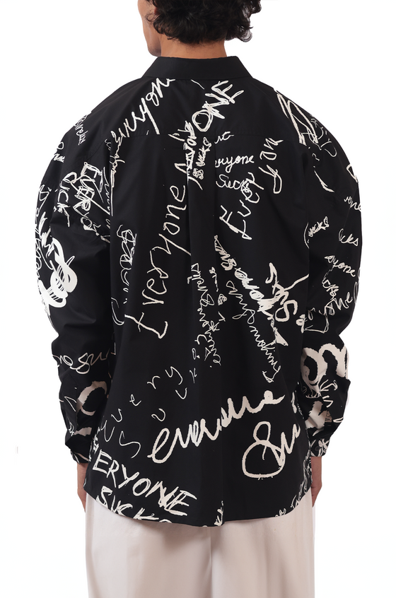 Oversized unisex shirt with 'everyone sucks' all-over print (Black)