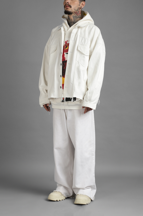 SuperHUEMN Classic Distressed Denim Jacket (White)