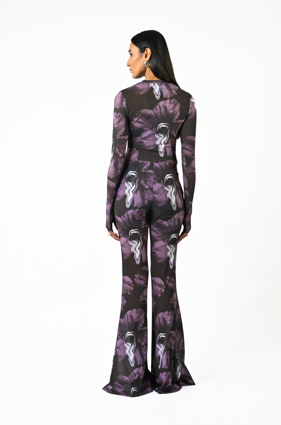 Sculpted gloved purple top