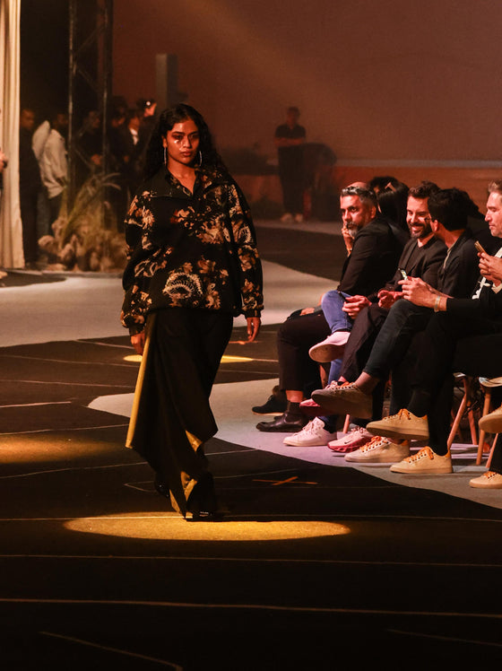 Foliage in the fall sweatshirt - Black