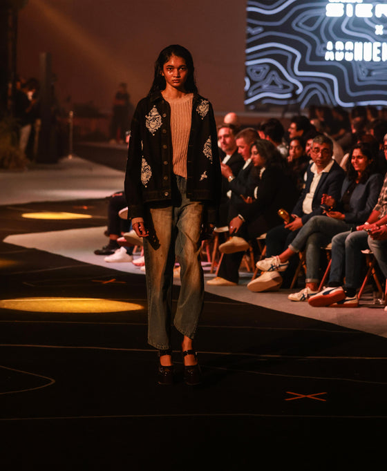 Unisex mud-washed cable knit sweater