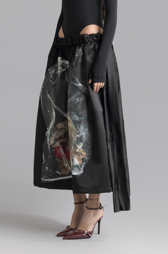 'Garbage' Gathered waist skirt (Black)