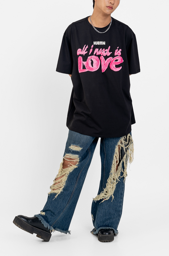 Love T-Shirt (Black) – HUEMN